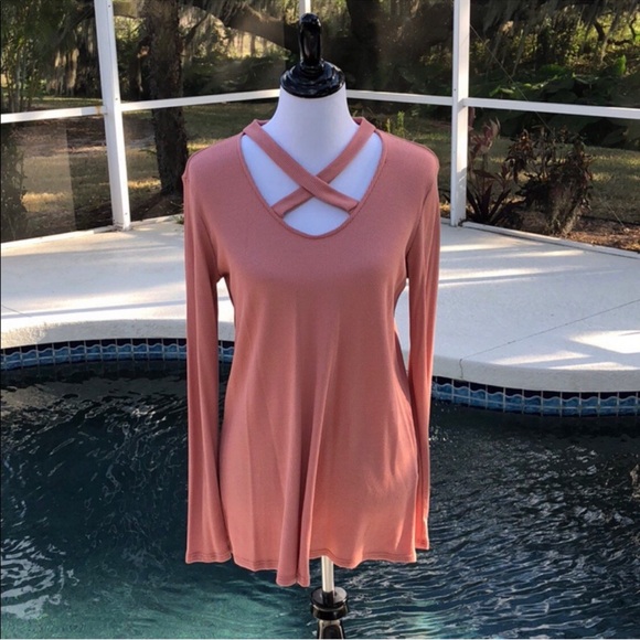 1.4.3. Story by Line Up Dusty Rose Cross-Neck Long Sleeve Top - Picture 4 of 5